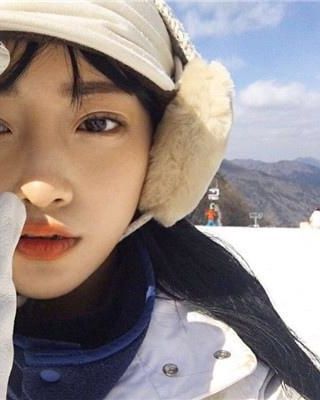 【星夜小读】晚眠候佳人 作者：紫曲