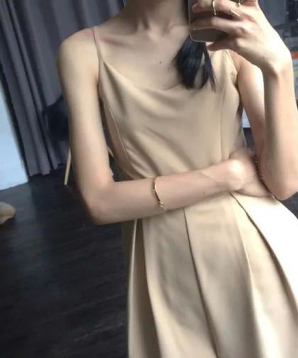 网恋富婆竟是白月光影后 作者：全麦兔司面包